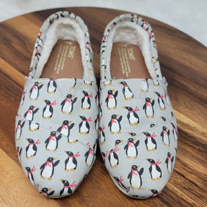 Toms Penquin Detail Sherpa Inside Slip On Shoe 7